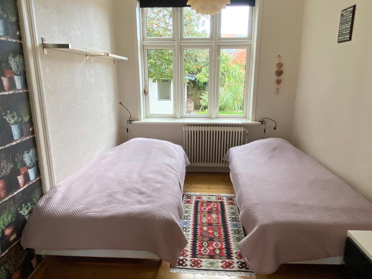 Oasen Ved Centrum Apartment Frederikshavn Bagian luar foto